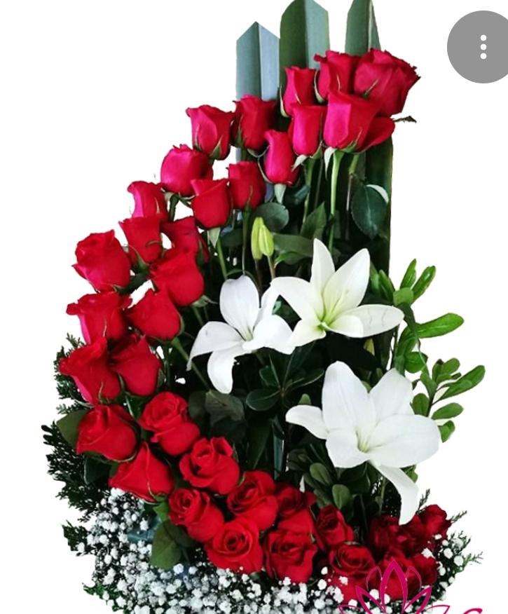 ramo con rosa y lirio